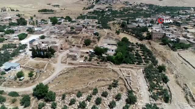 Dara antik kentinde tarihi surlar gün yüzüne çıkarılıyor