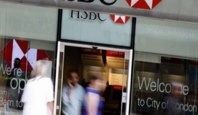 İngiltere’de temettü yasağının gevşetilmesiyle banka hisseleri ralli yaptı Ekonomi Haber