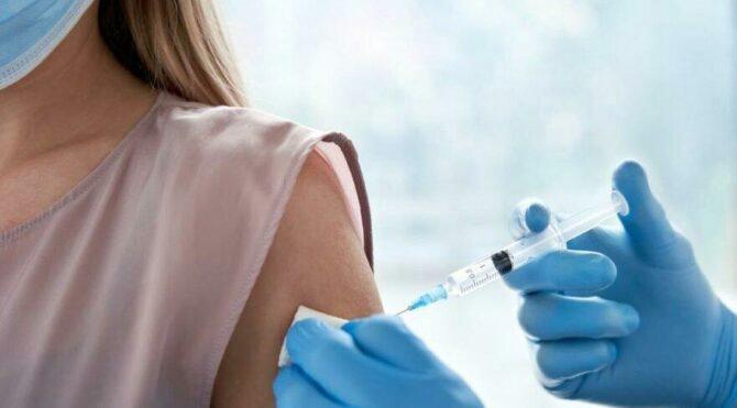 50 yaş altına 3.doz aşı yapılacak mı? Bilim Kurulu üyesi cevap verdi